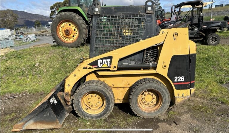 Caterpillar Skid Steer Loader, Hobart