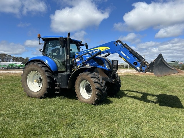 New Holland Tractor